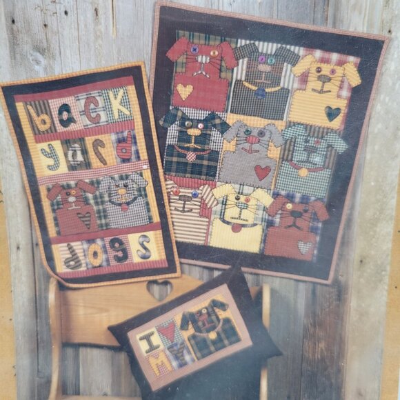 Back Yard Dogs Quilt Pattern Alley Cat Tales Various Sizes Plus Pillow - Picture 2 of 3